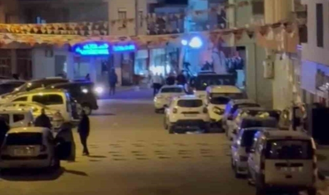 İzmir’de polislere silahlı saldırı: 2’si ağır 3 polis yaralı