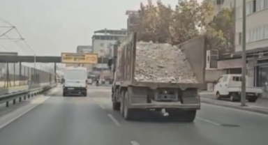 Moloz yüklü kamyon sürücüsüne ceza yağdı