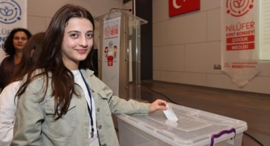 Nilüferli çocuklar demokrasi şöleni yaşadı