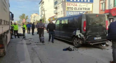 Tek teker üzerinde gitmek isterken kaza yaptı