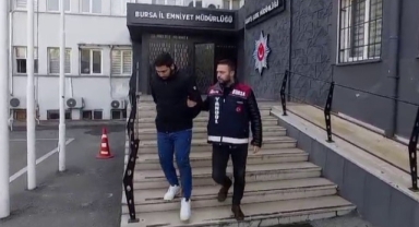 Telefon dolandırıcısı sahte polis yakayı ele verdi