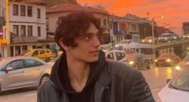Tırın çarptığı genç hayatını kaybetti