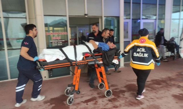 Tırın dorsesinden düşen şahıs ağır yaralandı