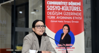 Türk aydınının Cumhuriyet dönemi sosyo-kültürel değişimi konuşuldu