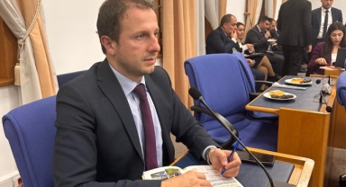 Vekil Kılıç: 'Gençlerin geleceği için var gücümüzle çalışıyoruz'