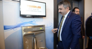 Yıldırım'da 65 bin öğrenciye cam termos dağıtıldı