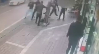 Alacak-verecek kavgasında yumruklar havada uçuştu