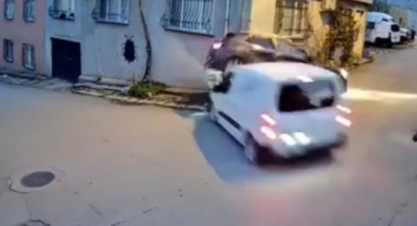 Ara sokak'ta inanılmaz kaza!