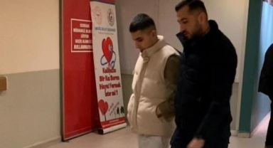 Babasını bıçakla ağır yaralayan genç tutuklandı