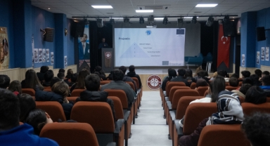 Bursa'da Otizm için fiziksel terapi yaklaşımı tanıtıldı