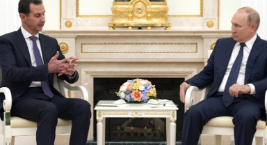 Devrik lider Esad ve ailesinin Moskova'da olduğu iddia edildi