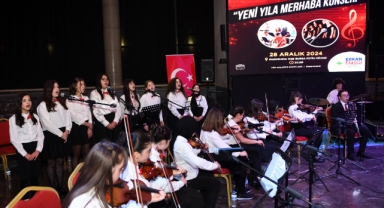 Gençlik Orkestrası ve Korosu’ndan muhteşem yeni yıl konseri