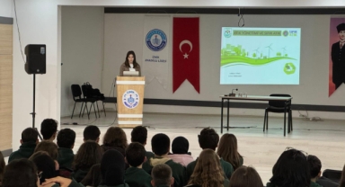 İznik Belediyesi’nden Gençlere Çevre Semineri