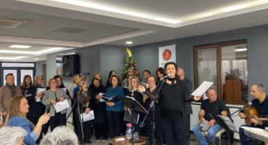 İzzet Şadi Sayarel Huzurevi sakinlerine müzik ziyafeti