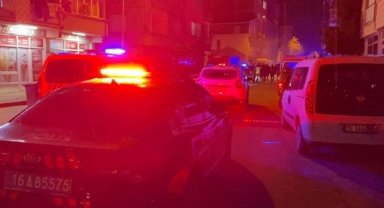 Motosiklet oyun oynayan çocuklara çarptı: 2 yaralı