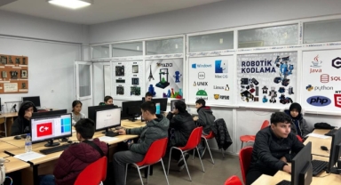 Ortaokul öğrencilerine yönelik zanaat atölyeleri uygulamaları başladı