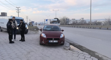 Otomobilin çarptığı yaşlı adam ağır yaralandı