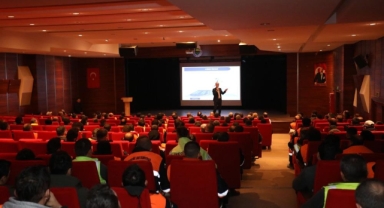 Temizlik personeline yalın temelleri eğitimi verildi