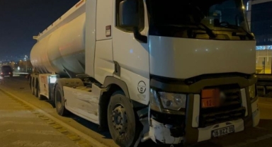 Ters şerite girdi, tırla çarpıştı: 2 yaralı