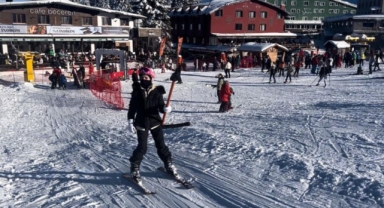 Turistler yeni yılı kutlamak için Uludağ'a akın ettiler