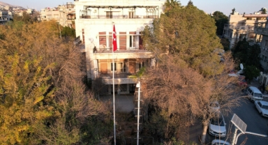 Türkiye’nin Şam Büyükelçiliği 12 yıl aradan sonra açıldı