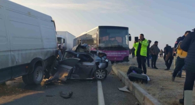 Van’da 21 araçlık zincirleme kaza: 1 ölü, 51 yaralı