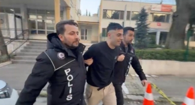 7 yıl kesinleşmiş hapis cezası vardı silahla yakalandı