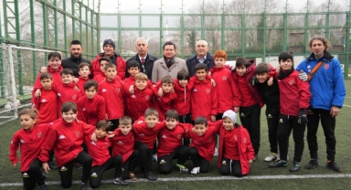 Başkan Aydın’dan Dikkaldırım SK’ya ziyaret
