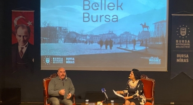 ‘Bursa Bellek'in ilk konuğu Ezel Akay oldu
