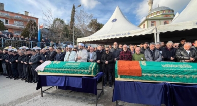 Bursalı aile son yolculuklarına uğurlandı