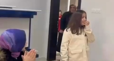 Depremzede küçük kıza gözü yaşlı veda