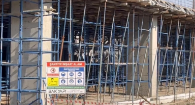 İnşaat sahasında çökme, 5 işçi yaralandı