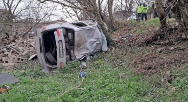 İznik yolunda feci kaza: 4 yaralı