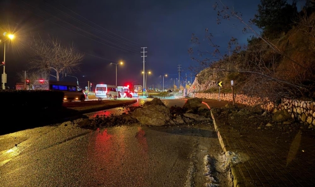 Kestel'de meydana gelen heyelan yol kapattı
