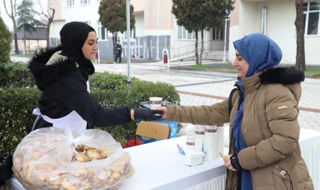 Öğrencilere sabah çorbası İnegöl Belediyesi’nden