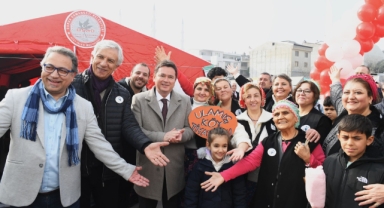 Osmangazi’de sanat ve kütüphane çadıra taşındı