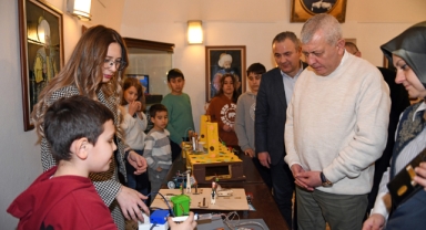 Osmangazili öğrencilerden robotik kodlama sergisi