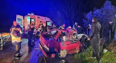 Otomobil ile tır kafa kafaya çarpıştı: 1 ölü, 3 yaralı