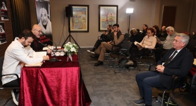 Şairin Şiir Evreni’nin konuğu Enis Akın oldu