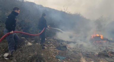 Barakada başlayan yangın ormana sıçramadan söndürüldü