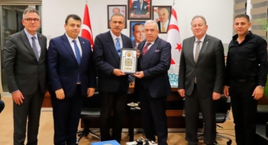 Başkan Özdemir’den kardeş kent Gazimağusa’ya ziyaret