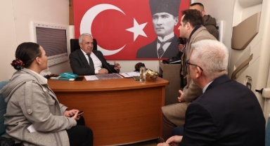 Başkan Şadi Özdemir vatandaşları dinledi