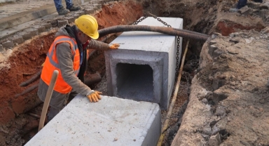 Büyükşehir’den sağlıklı altyapı için yoğun mesai