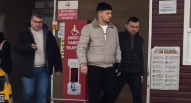 Kavgayı ayırmak isteyen genci bıçaklayan şüpheli yakalandı