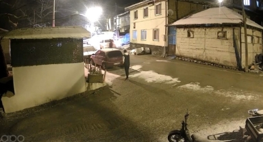 Kendisini bıçaklayan şahsı kurşun yağmuruna tuttu