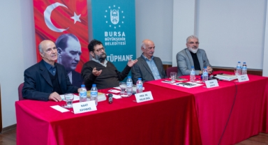 Usta yazarlar Nâzım'ı yazma serüvenlerini anlattı