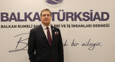 BALKANTÜRKSİAD'da bayrak değişimi