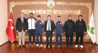 Başkan Aydın, milli sporcuları Dünya Şampiyonası’na uğurladı