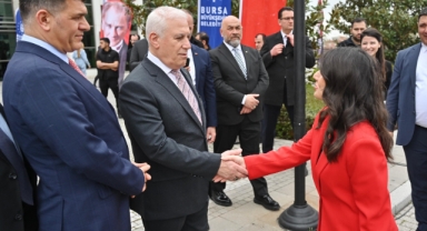 Başkan Bozbey, Büyükşehir ailesiyle bayramlaştı