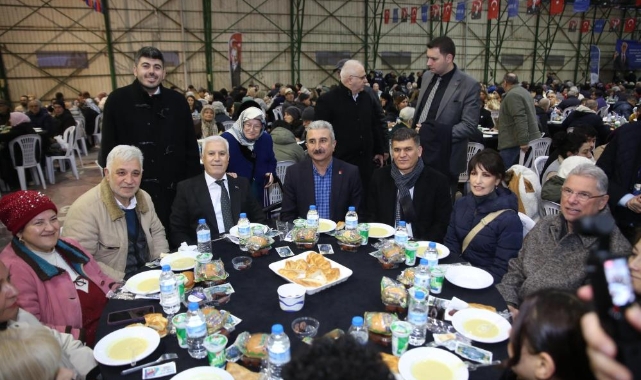 Başkan Bozbey Mudanya'da iftar programına katıldı